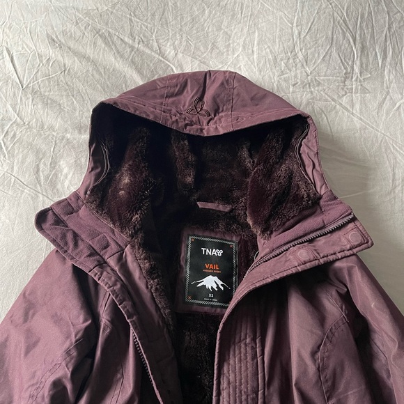 TNA/Aritzia Jacket - Picture 11 of 11